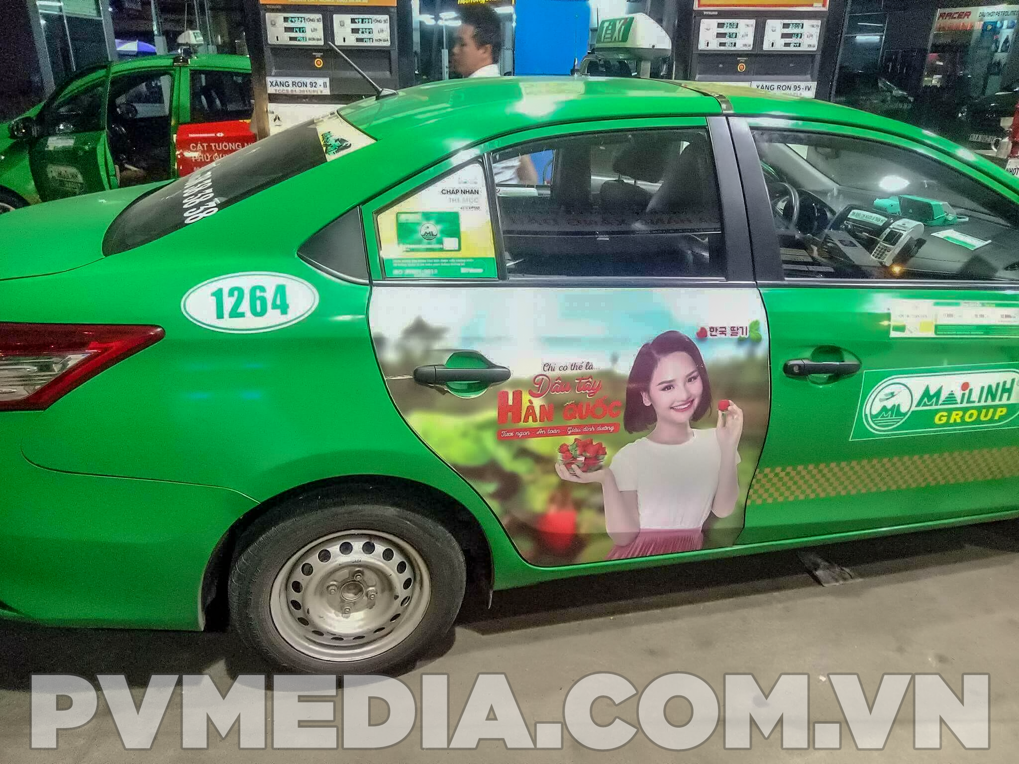 Nghiệm thu quảng cáo nhãn hiệu Dâu Tây Hàn Quốc trên taxi Mai Linh (Hà Nội)