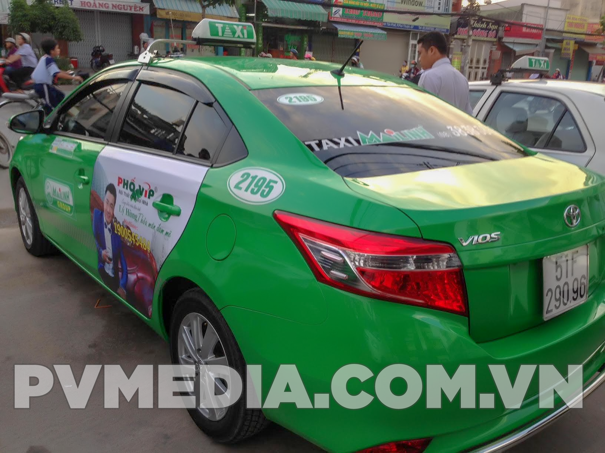Nghiệm thu quảng cáo nhãn hiệu Nội thất Phố VIP trên taxi Mai Linh (TP.HCM)