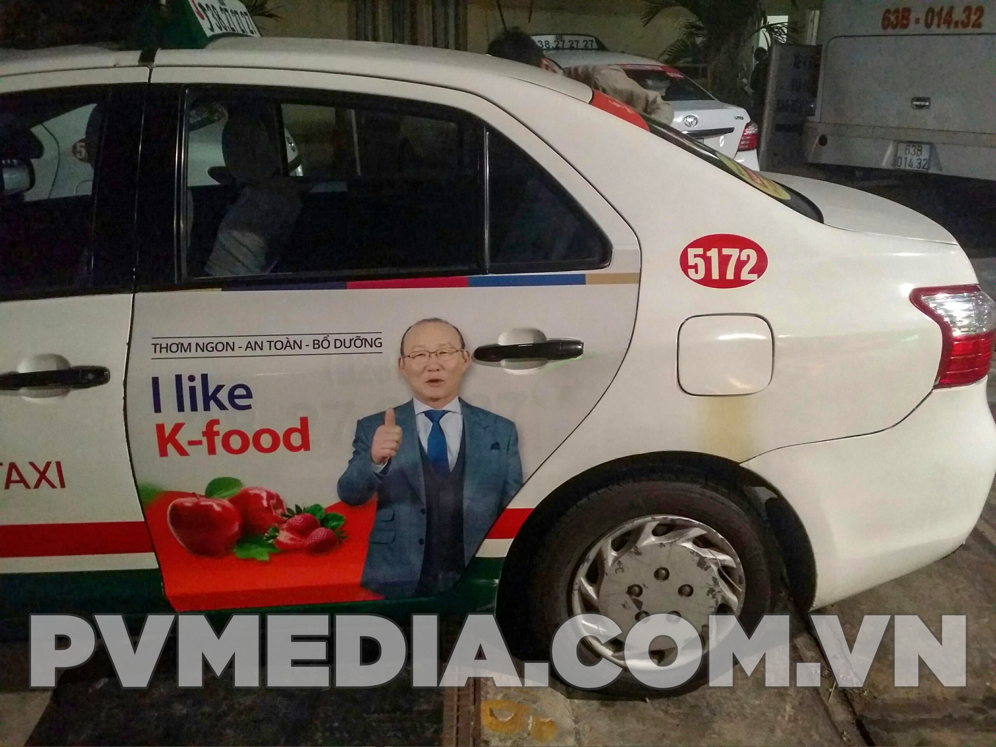 Nghiệm thu quảng cáo nhãn hiệu K-Food Hàn Quốc trên taxi VinaSun (TP.HCM)